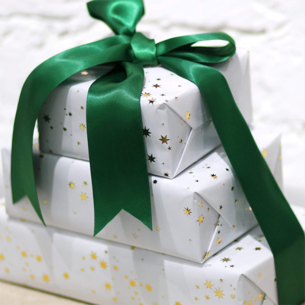 gold-stars-on-white4.jpg